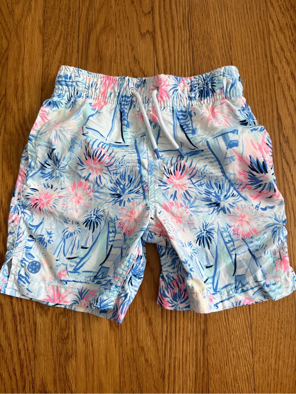Lilly Pulitzer tropical boys beach swim trunks XS 2/3